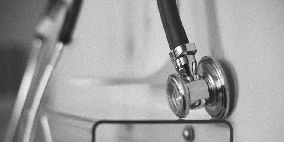 Ab wann mit Halsschmerzen zum Arzt